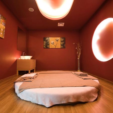 Salamis Bay Conti Resort Hotel & Casino Famagusta (Northern Cyprus) Exterior foto A massage room at a spa