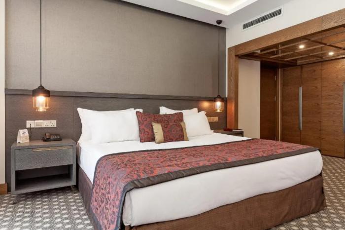 Salamis Bay Conti Resort Hotel & Casino Famagusta (Northern Cyprus) Quarto foto A bedroom at the hotel