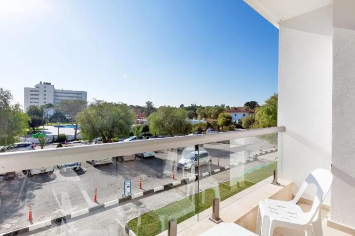 Salamis Bay Conti Resort Hotel & Casino Famagusta (Northern Cyprus) Quarto foto A view from the balcony of a hotel room