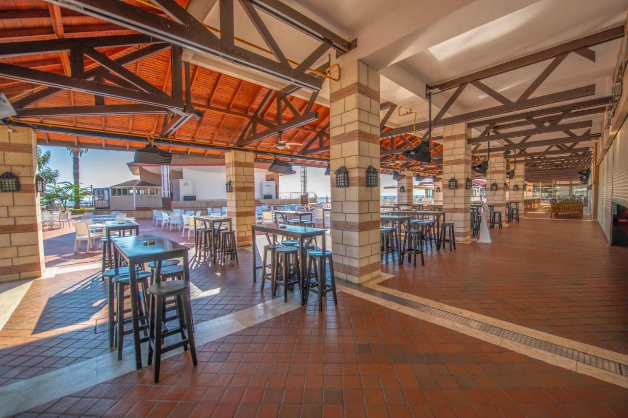 Salamis Bay Conti Resort Hotel & Casino Famagusta (Northern Cyprus) Exterior foto The interior of the terminal
