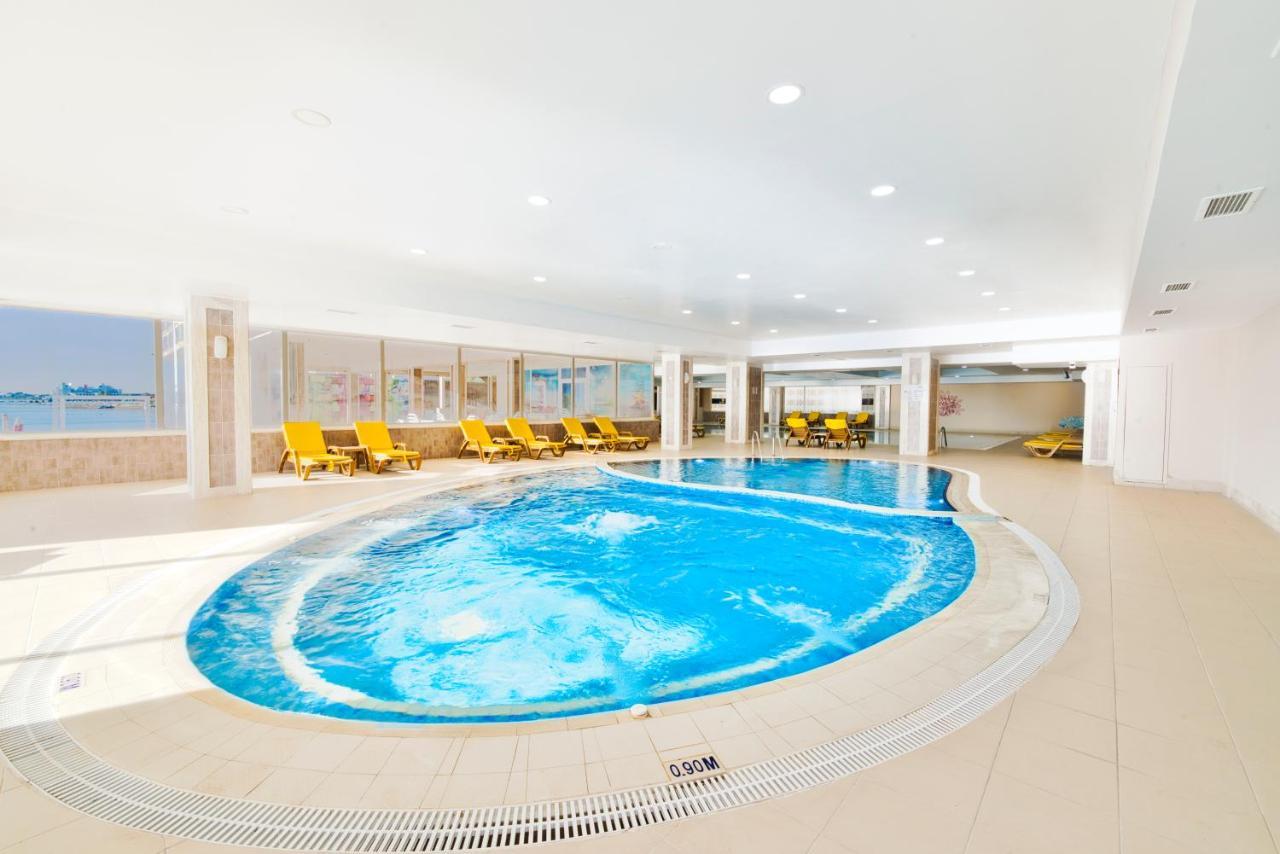 Salamis Bay Conti Resort Hotel & Casino Famagusta (Northern Cyprus) Exterior foto The swimming pool at the hotel